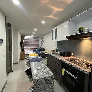 Magnifico Y Confortable Amoblado # 303 , Bogotá Colombia